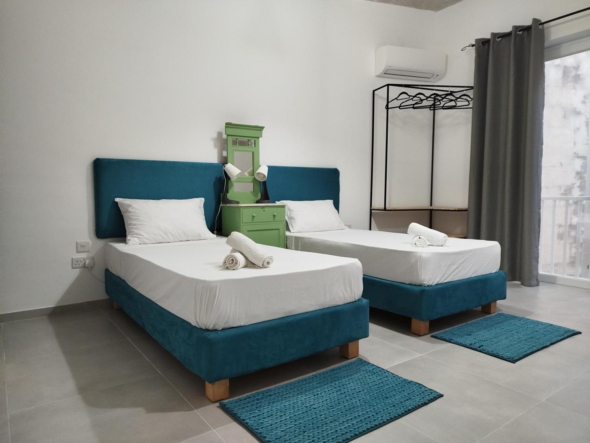 Limestone Sun Suites Σλιέμα Δωμάτιο φωτογραφία