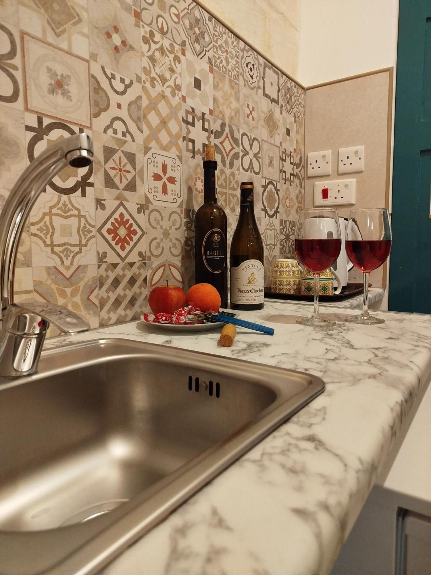 Limestone Sun Suites Σλιέμα Εξωτερικό φωτογραφία